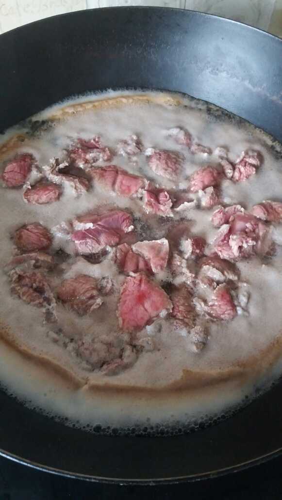 高压锅炖牛肉土豆胡萝卜西红柿,正宗西红柿土豆炖牛肉第一名