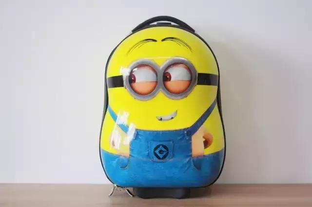 中山大道潮童街拍：很萌很酷很厉害，还会耍宝！