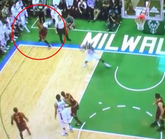 奥尼尔盘点nba史上恐怖瞬间,奥尼尔新秀出糗