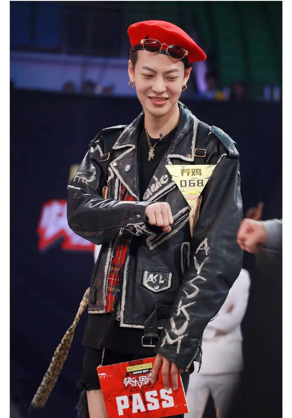 youngg养鸡参加过什么节目,youngg养鸡现场