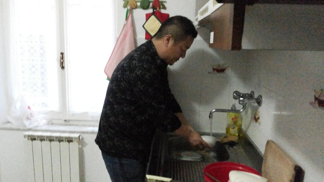 浜氬緱閲屼簹娴峰哺鏃呮父,浜氬痉閲屼簹灏忛晣娴疯竟