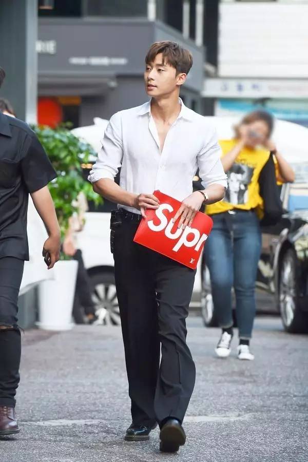 500万你都不一定买得起这一整套，明星们都为它趋之若鹜！