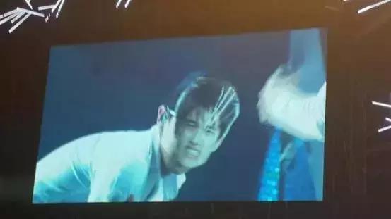 去看exo演唱会的事项,怎样在演唱会上引起爱豆的注意exo