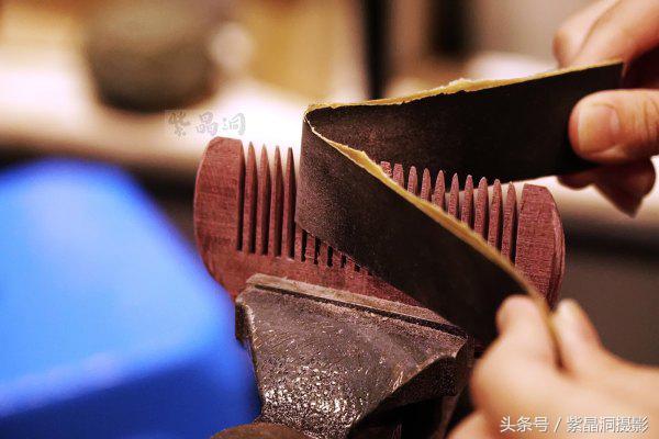 我们是谁?游客!我们做啥?木工!怎么做?打酱油!