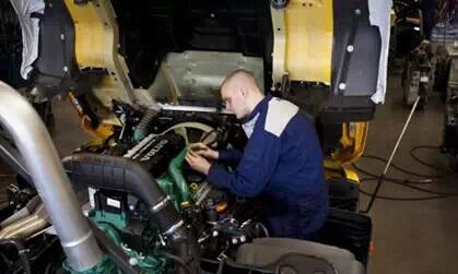 在新乡混只要认识这18个人,你就超级牛了!