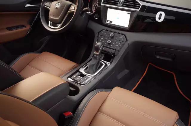 试驾锐腾1.5T最大感受,路遇可别不服气,会被锐腾好*戏调**