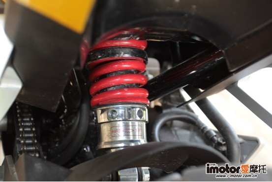 17款五羊本田cb190r属于街车吗,五羊本田cb190r对比豪爵dr300