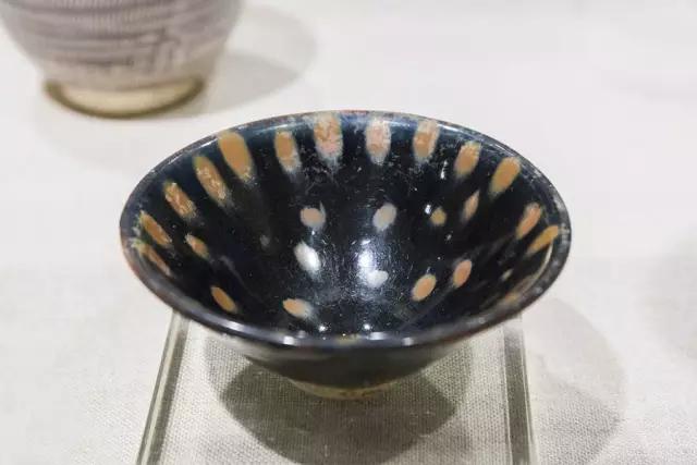 珍品撷英:图读宋元“闲事与雅器”