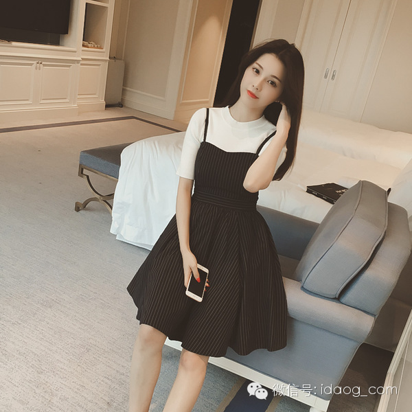 用韩版衣衣演绎端庄优雅女人味 稳扎稳打做名媛