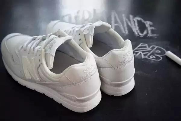 永远经典的小白鞋,回忆里的小白鞋