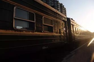 今夜我路过你的城市,列车路过你的城市