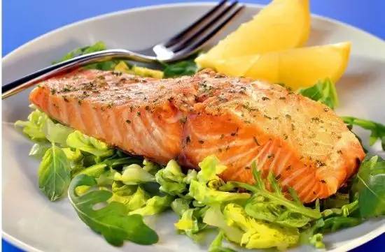 食色，性也：中世纪都在吃什么（吃货深夜禁读）