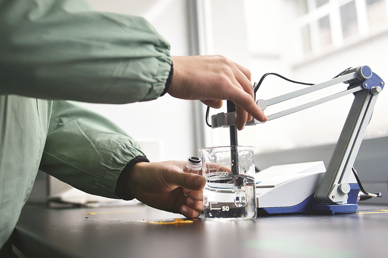 一只水桶故事全集,小作坊大桶纯净水生产过程