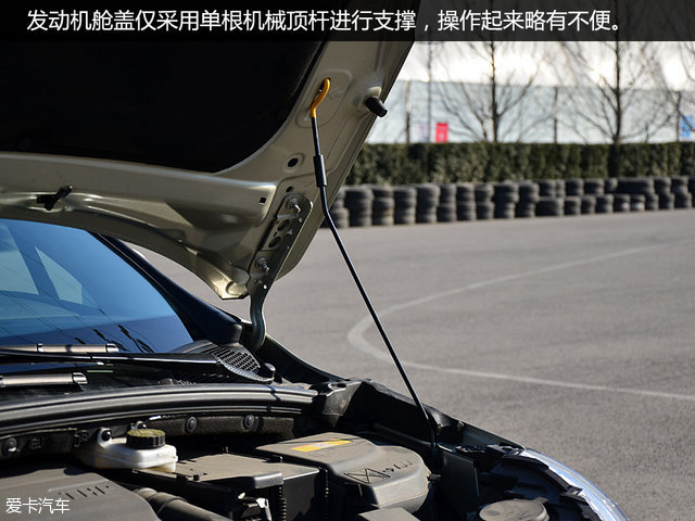 雪铁龙c4世嘉1.6l自动豪华型油耗,雪铁龙c4世嘉是家轿里的佼佼者吗