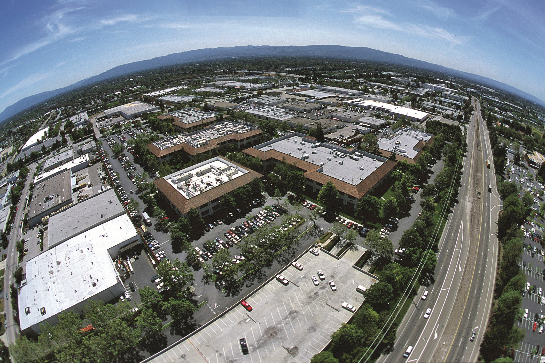 那些去硅谷“朝圣”的中国人——从百度上找怎么去谷歌玩