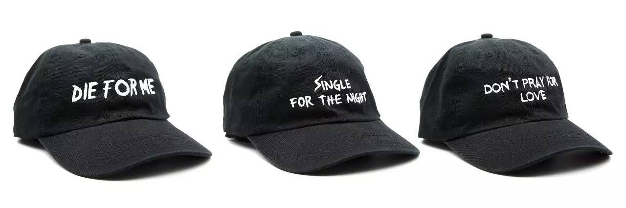 蕾哈娜巴黎造型,蕾哈娜设计衣服