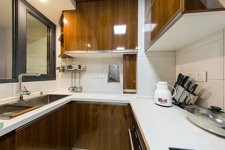 家装案例分享140现代简约风,装修原木风13万自己设计