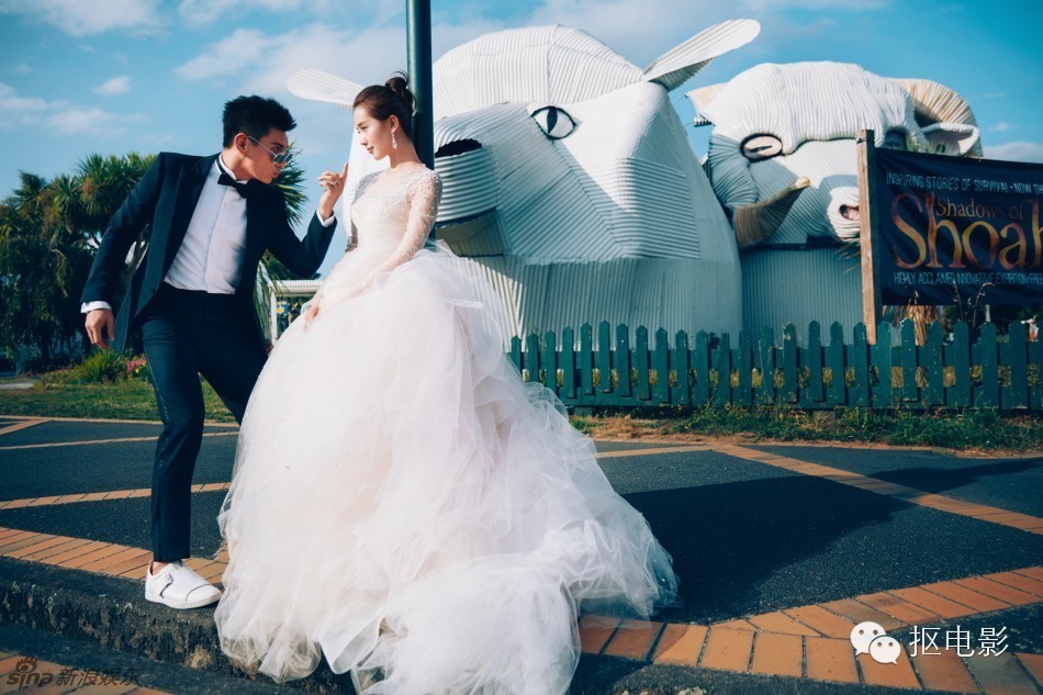 一向低调的隆诗,高调起来10个亿都打不住!