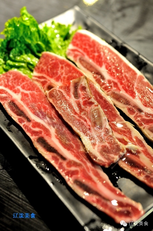 山东小伙创建了”烧+烤“新模式,玩活沈阳长白社区小餐饮