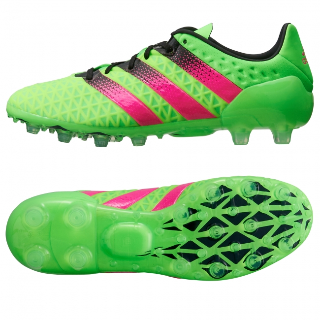 踢球人需看五大经典足球鞋款推荐,足球鞋知识科普之如何挑选足球鞋