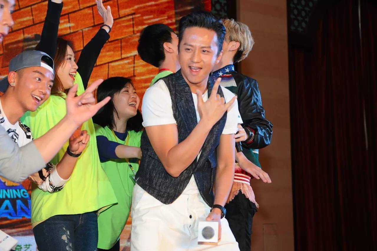 太阳的后妈，太阳的二舅，太阳的A4脸~跑男7只再次集结爱奇艺