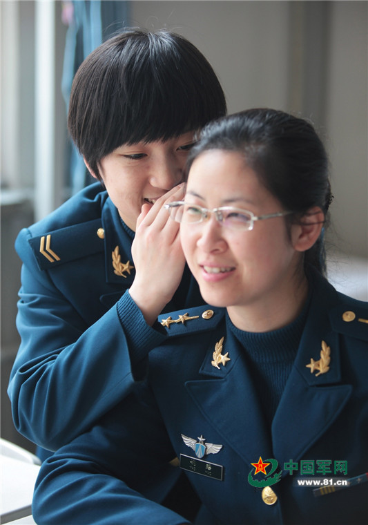 A4腰？听听空军“女神”怎么说