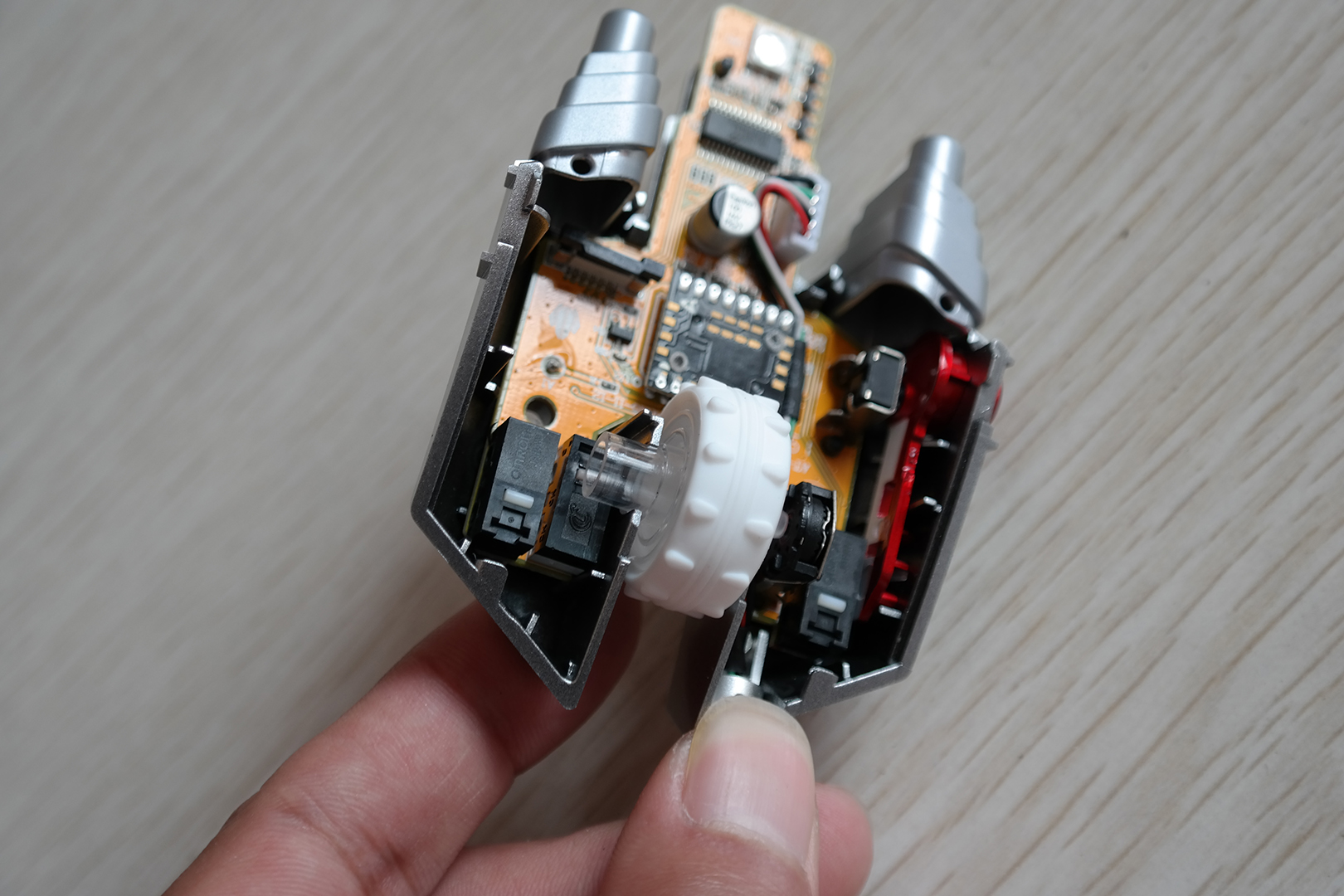 扎实测评,狼派不朽游戏鼠标评测