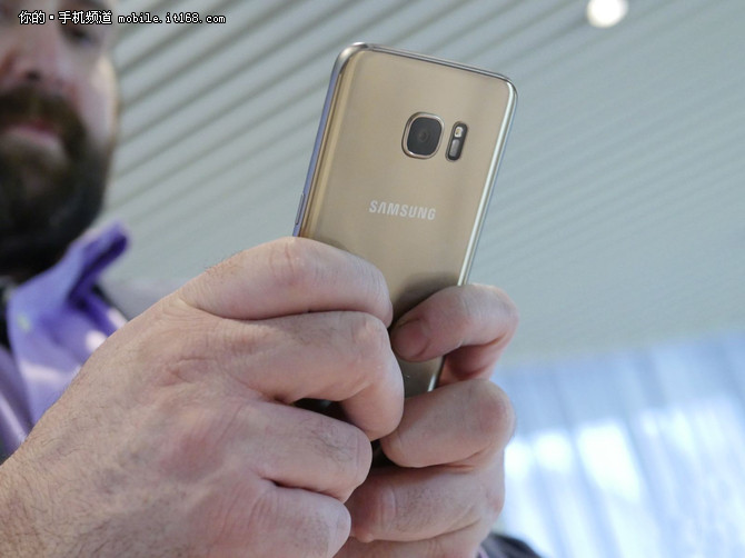 三星s7和s7edge哪款值得买,三星s7和s7edge选哪个好