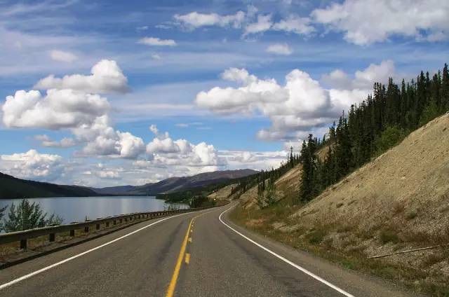 自驾全球最冷的小镇零下71度,自驾去世界上最寒冷的城市