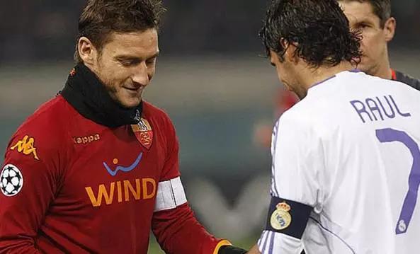 当今世界足球巨星排名,现今世界足球巨星四个档次排名