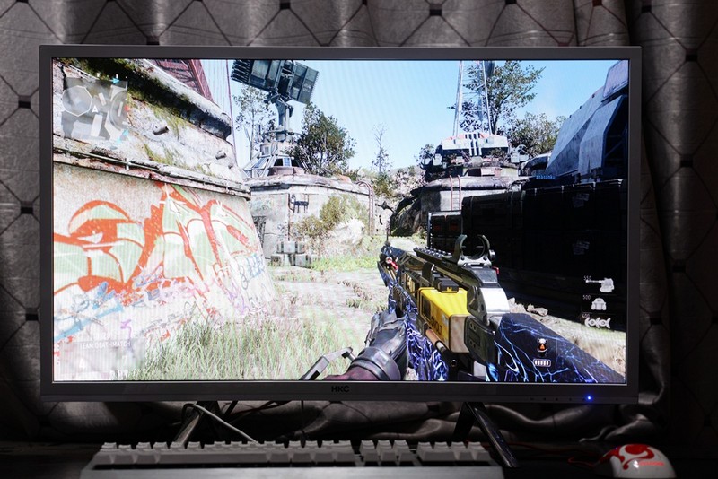 这才是全面屏手机游戏,直屏跟曲面屏游戏体验