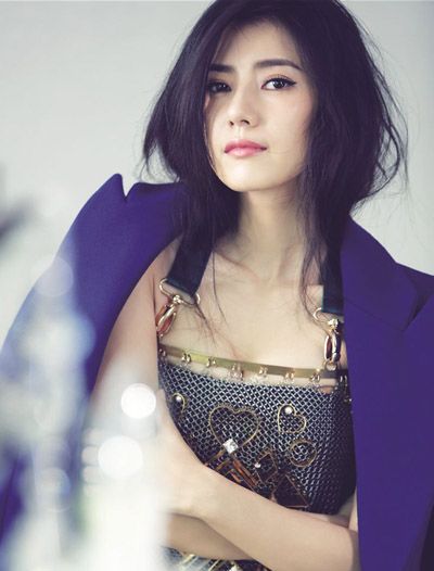 发型是好发型可惜脸大配不上,脸大发型女2021流行发型