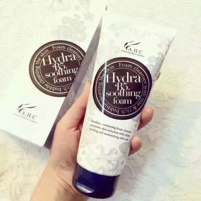 韩国哪个牌子的洁面好用,韩国四季艾草保湿修护洁面