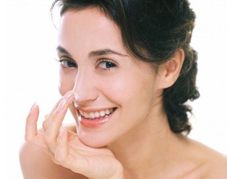 季节性过敏脸上过敏泛红起痘,如何预防季节性皮肤过敏