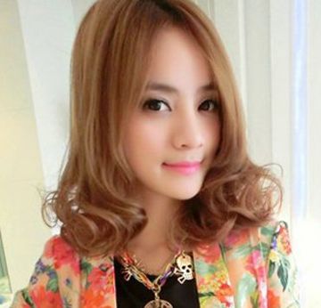 流行短发梨花头发型,女士梨花头烫发型图片