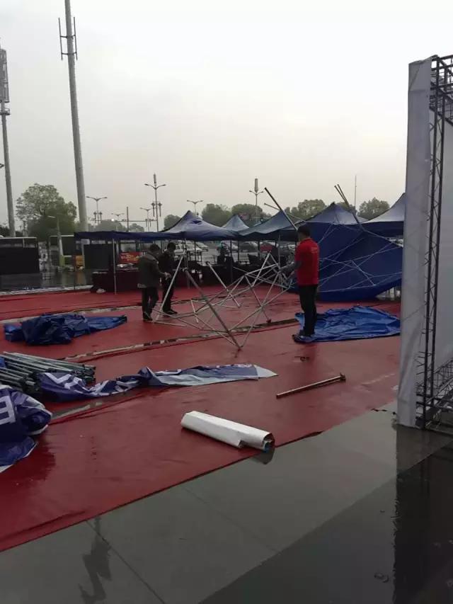 楼友汇·万达招聘会圆满收官，高薪职位花落多家！