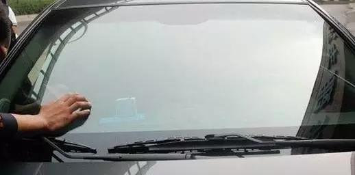 汽车贴膜起泡会有什么影响,汽车贴膜起泡有危害吗