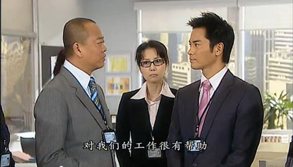 7年花600万买LV的她15年从配角沦落为龙套如今没音讯