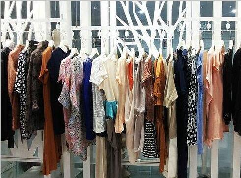 JU53平台大讲堂:开网店怎么找货源?货源盛开,客源自来