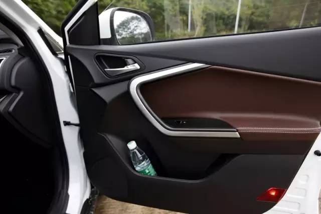 瑕不掩瑜砥砺前行,北汽幻速s6评测视频