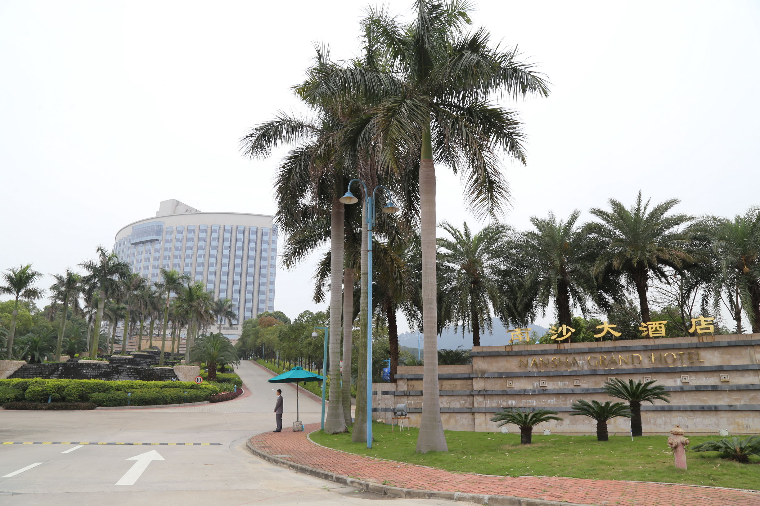 人生就是要吃喝玩乐-南沙高尔夫休闲自邮行