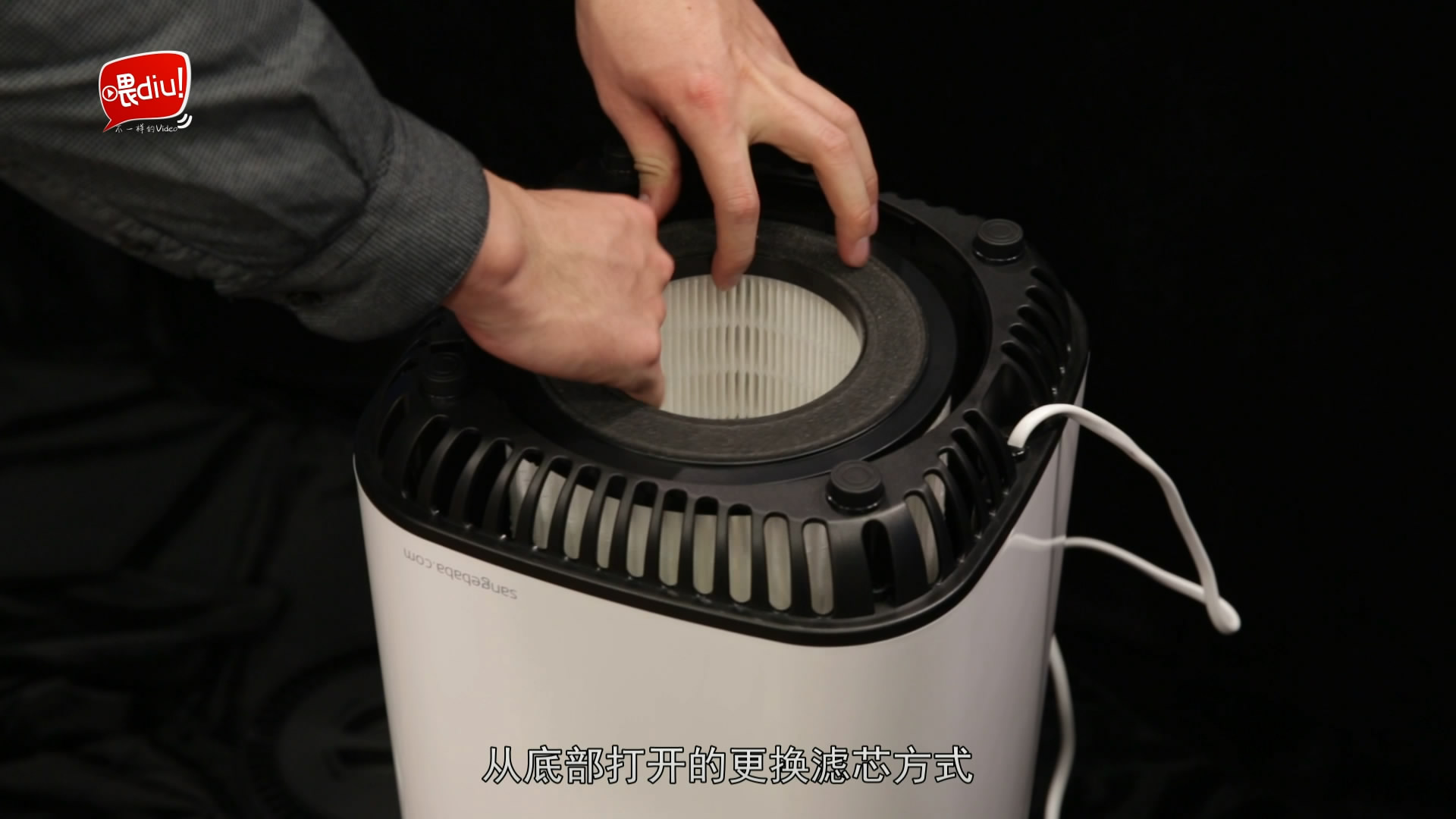 空气净化器是小米的好还是352好,空气净化器小米和美的怎么选