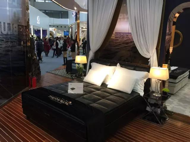 时尚潮流软床,软床流行颜色趋势