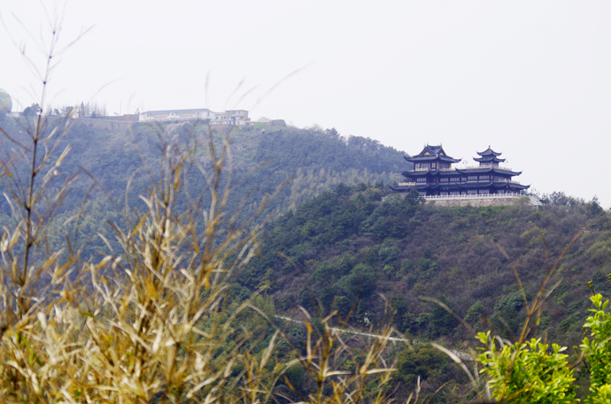 苏州穹窿山景区风景,苏州穹窿山半山腰