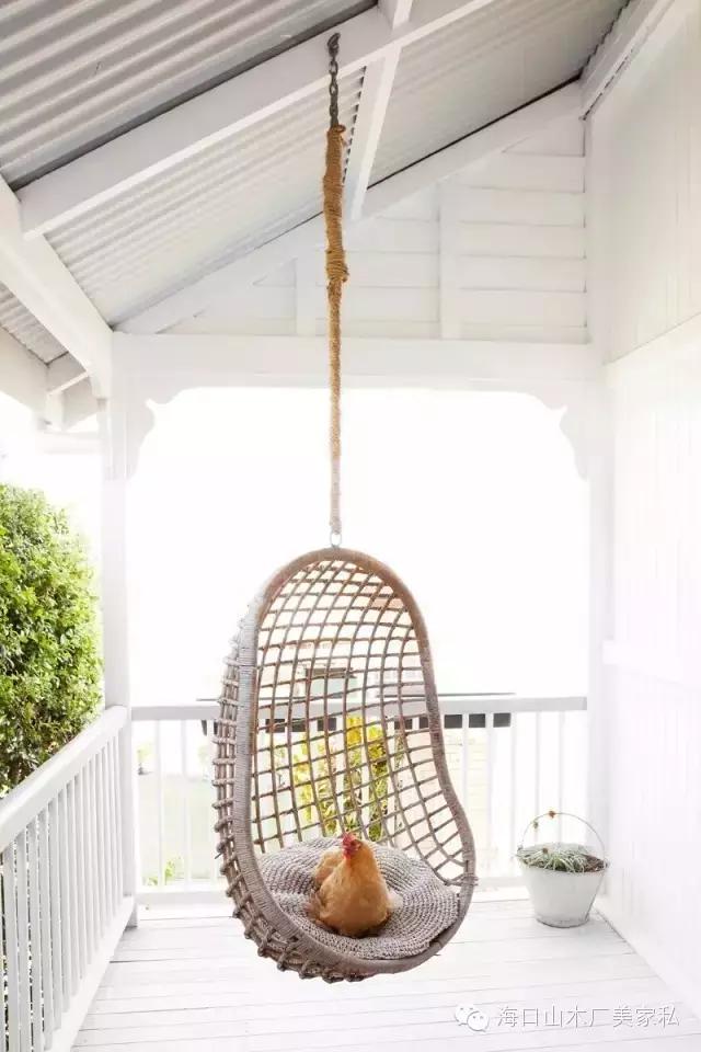 躲在山中偷得浮生半日闲,坐在河边吹吹风偷得浮生半日闲