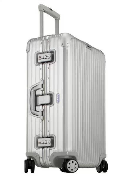 行李箱怕摔,行李箱结实摔不坏