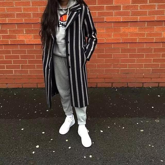 5张照片时尚潮流穿搭,50岁潮人穿搭