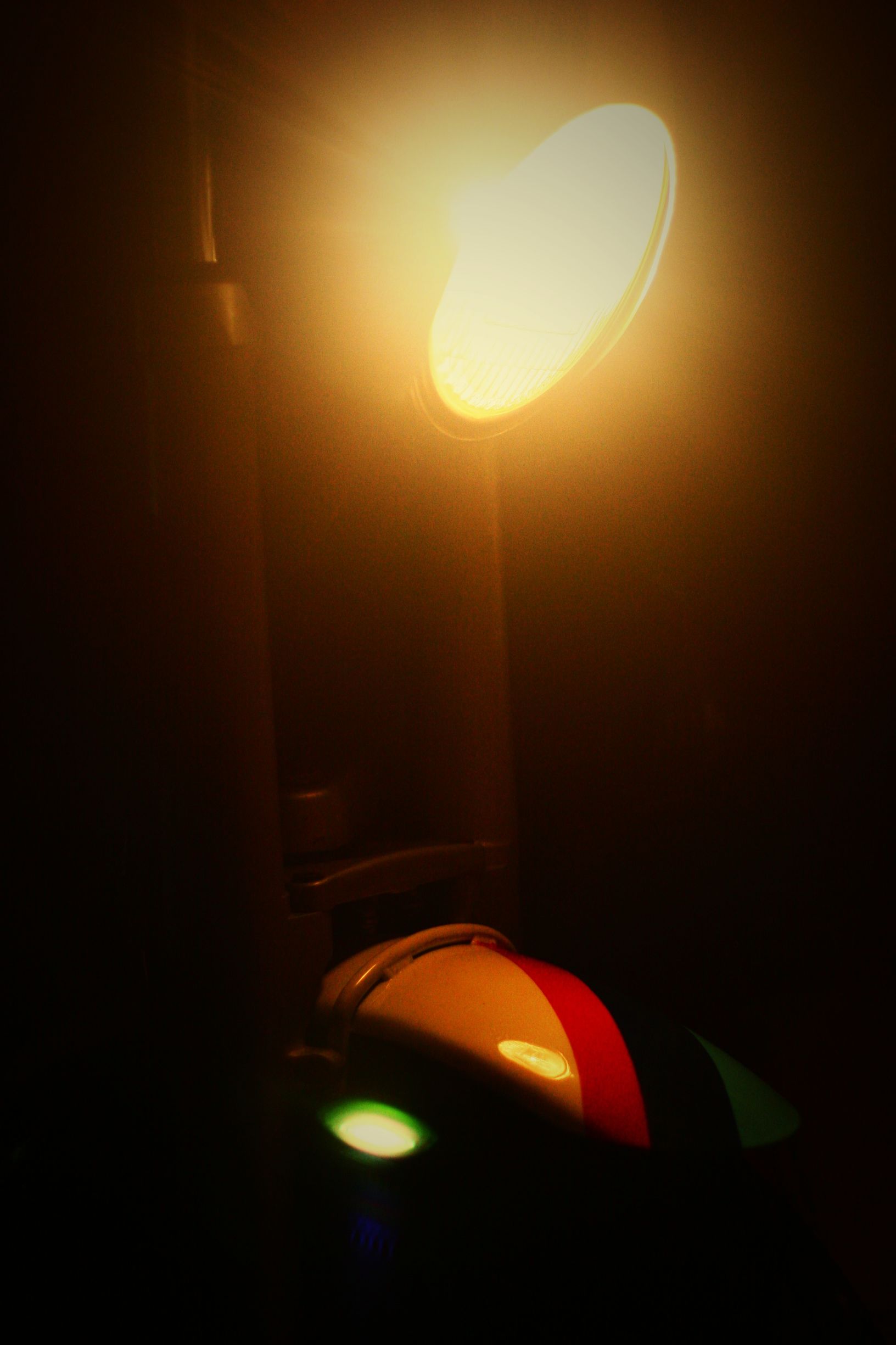 独特设计复古摩托车,中国小伙手工打造摩托车