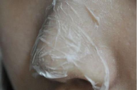 如何去黑头收缩毛孔最简单小方法,有效去黑头收缩毛孔的洗面奶