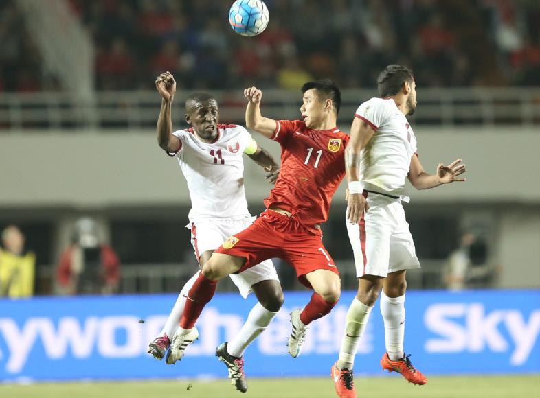 国足晋级呐喊,国足出线之夜沈阳